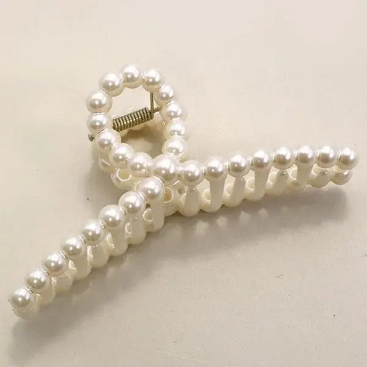 Pearl Clip