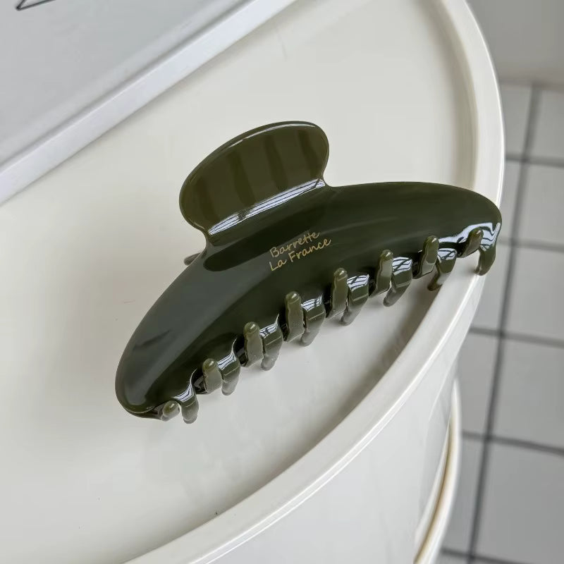 Luxe Plastic Clip