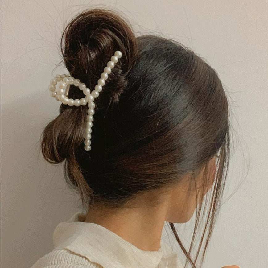Pearl Clip