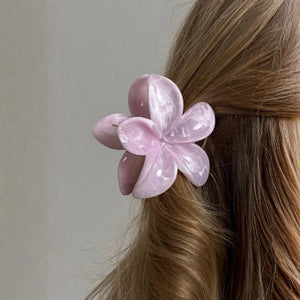 Bloom Clip