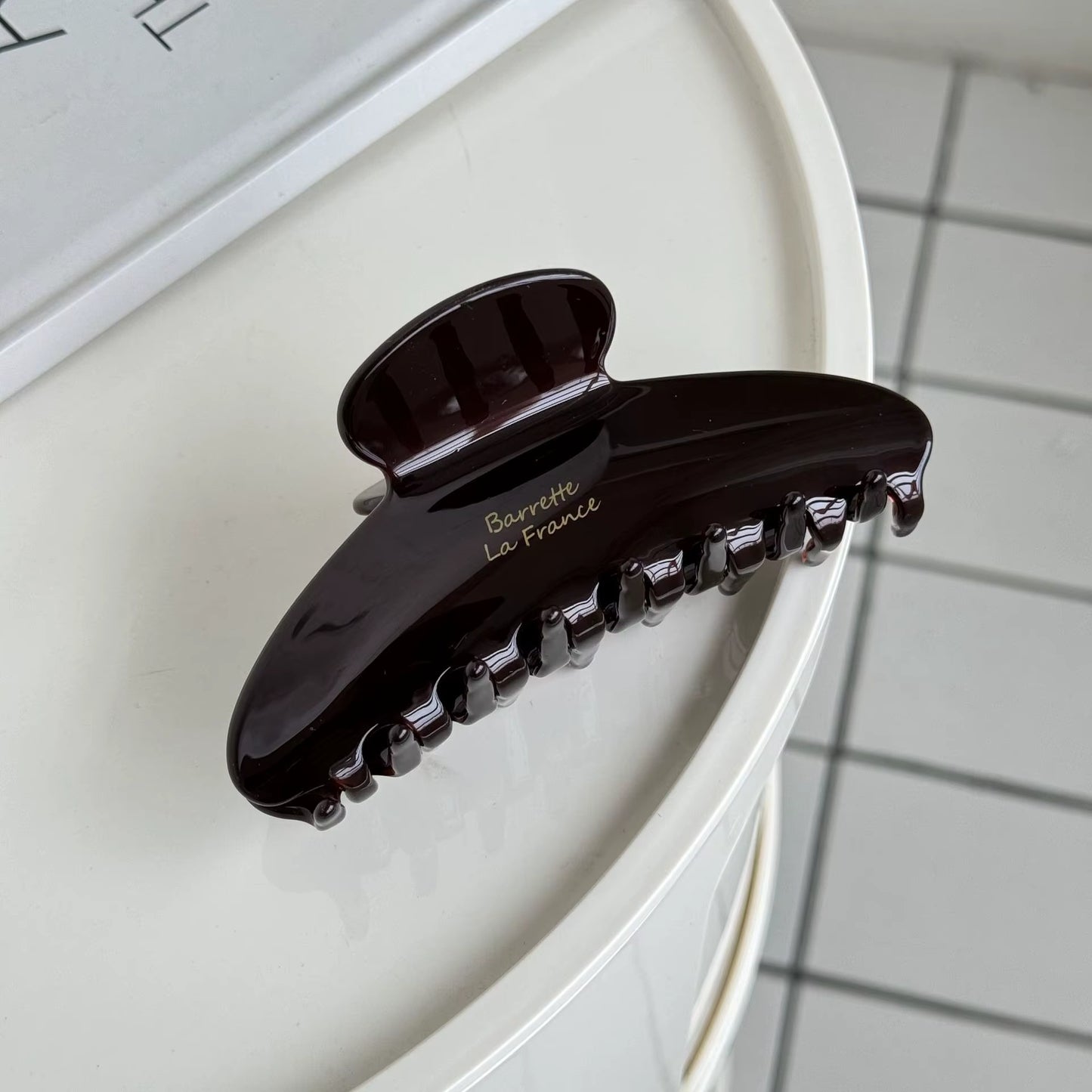 Luxe Plastic Clip